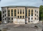 Die Rückseite ser Staats- und Stadtbibliothek. Hier wird sich zukünftig der Neubau anschließen. (Juli 2023)
