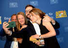 Selfie mit Umweltminister Thorsten Glauber, Kathrin Fändrich, Johannes Eisele, Abteilungsleitung im Staatlichen Bauamt Augsburg, Prof. Mikala Holme Samsøe (v.h.n.v.)