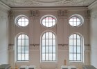 Blick in das obere Treppenhaus. Hier wird zukünftig der Erweiterungsbau anschließen. (Nov. 2024)