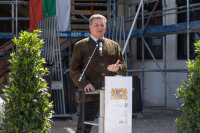 Staatsminister Christian Bernreiter hielt die Festrede.